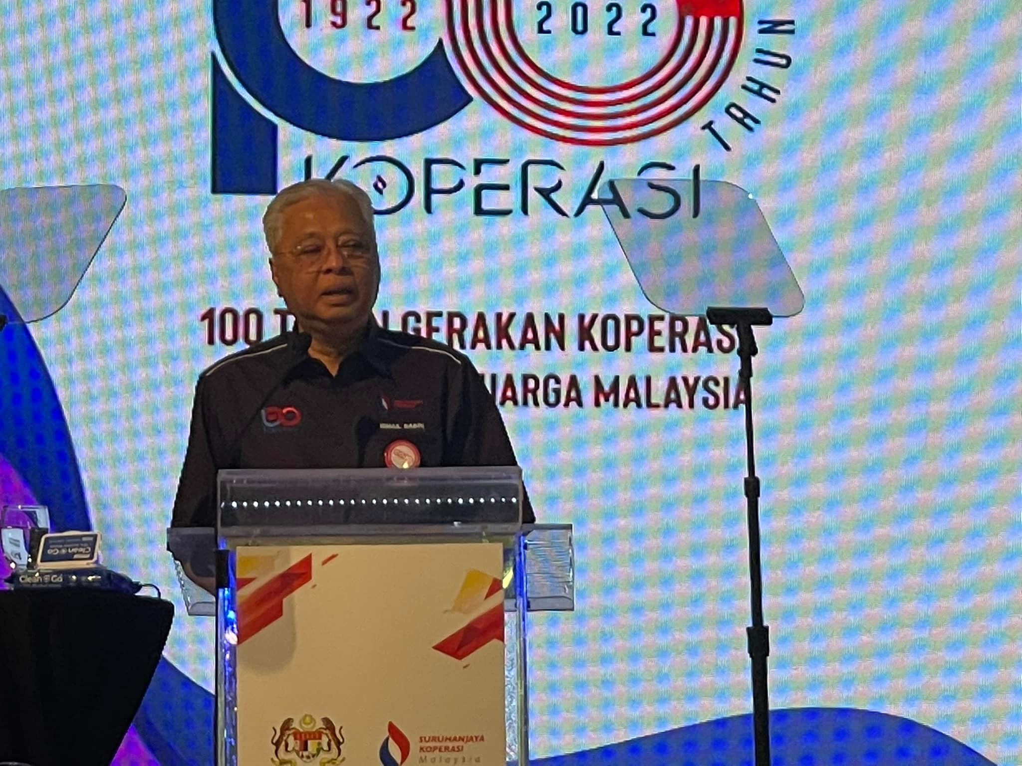 5812099915471376 7658617777985894399 n